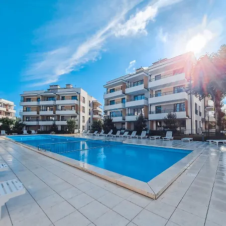 Pod Brzozami Apartamenty Rezydencja Ustronie Morskie Exterior photo